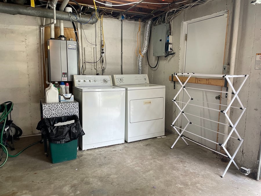 Fullsize laundry in basement