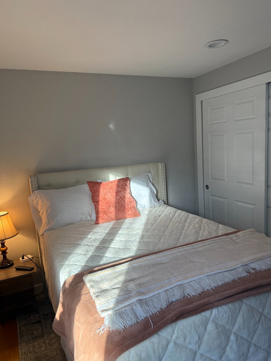 Furnished Finder property 804863_1 photo 3