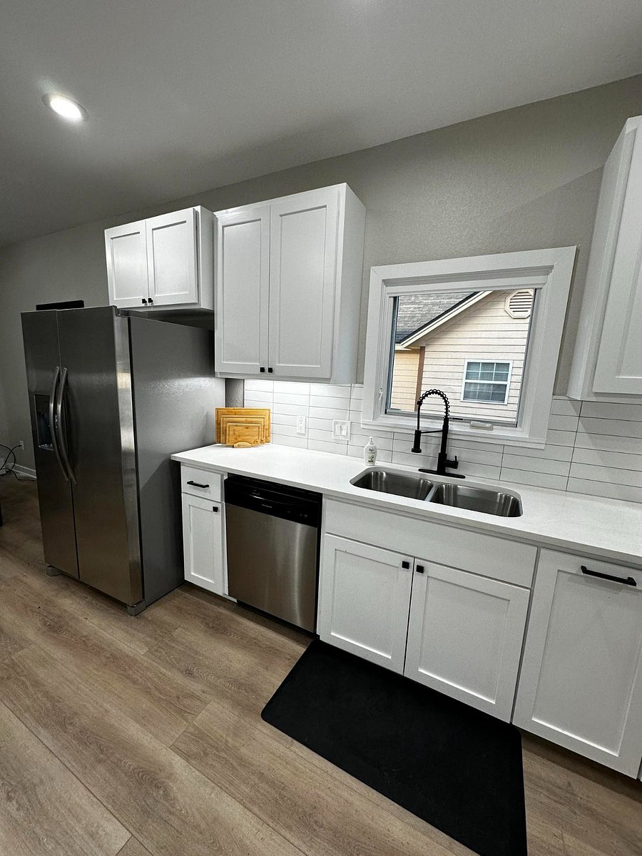 Furnished Finder property 805020_1 photo 8