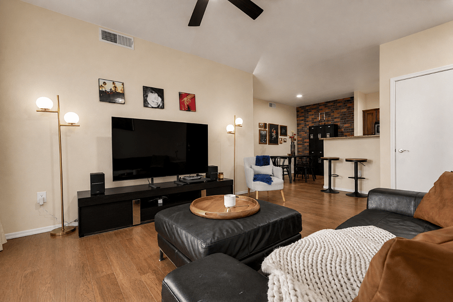 Furnished Finder property 805035_1 photo 7