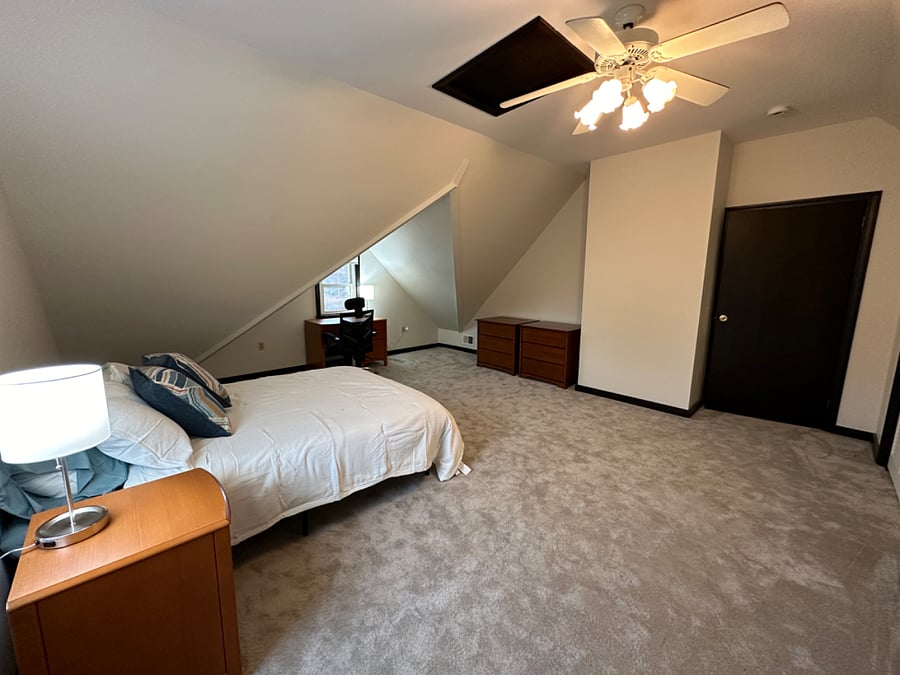 Queen size bed