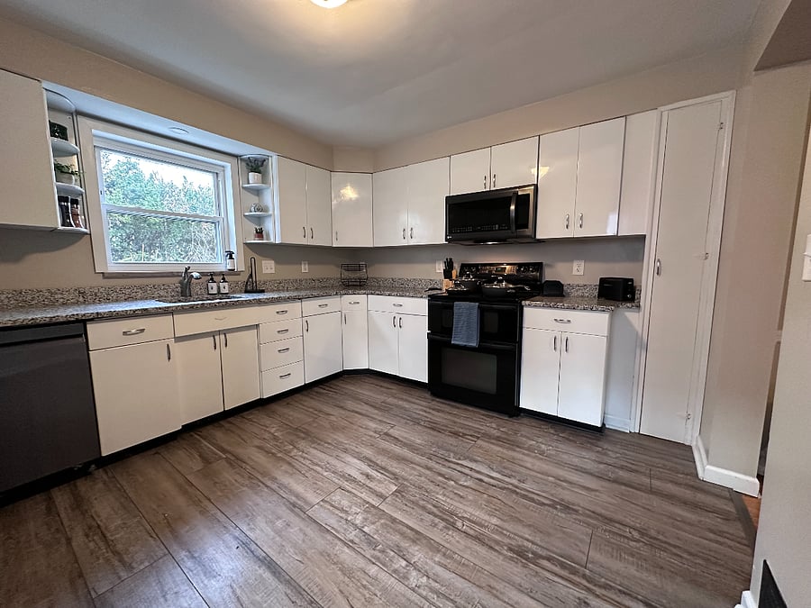 Furnished Finder property 805075_1 photo 13