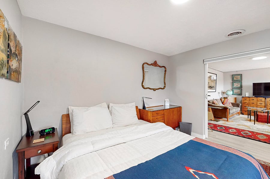 Furnished Finder property 805126_1 photo 18