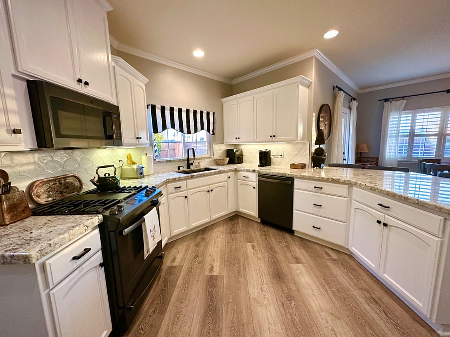 Furnished Finder property 805161_1 photo 8