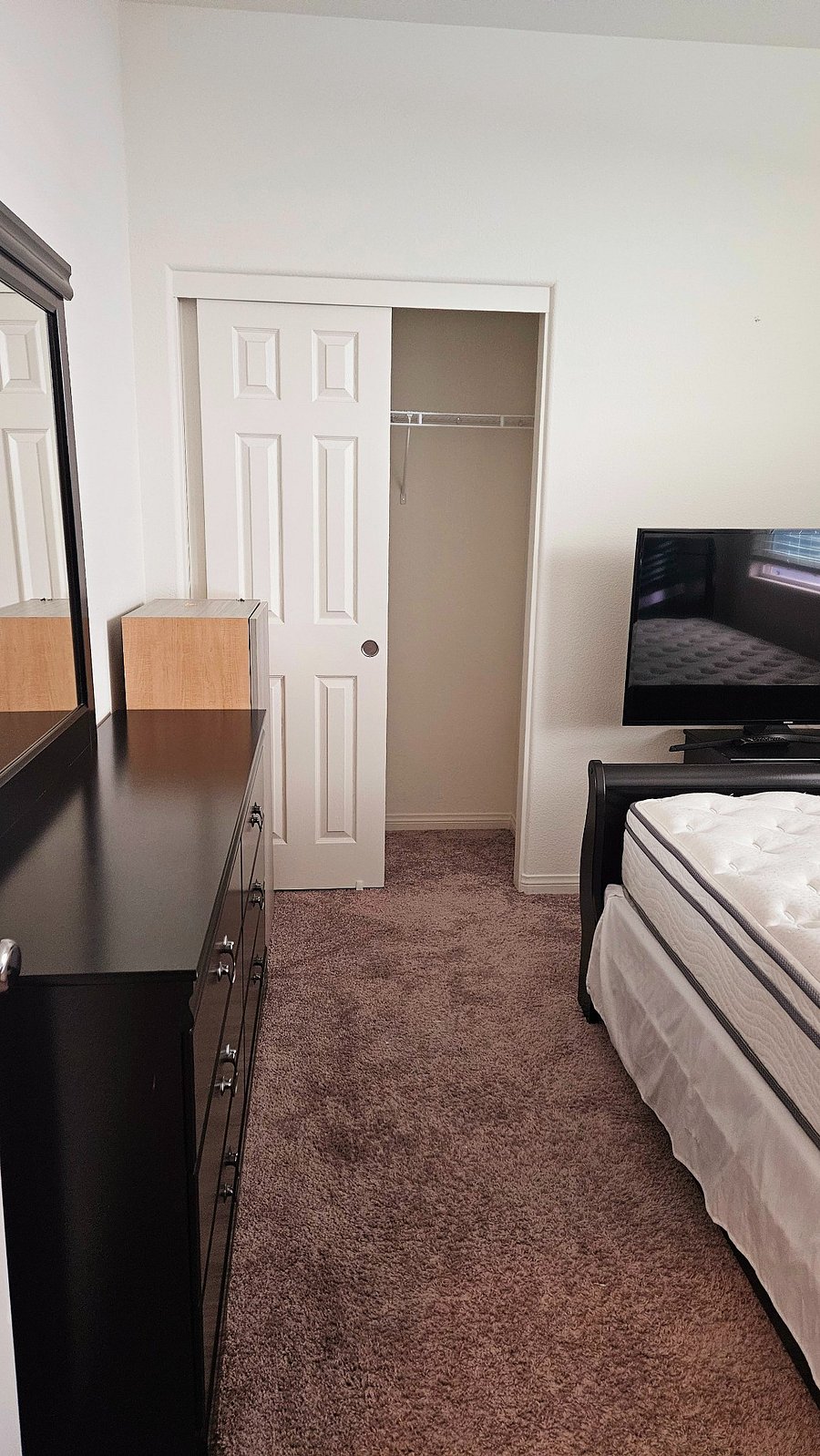 Furnished Finder property 805193_1 photo 4