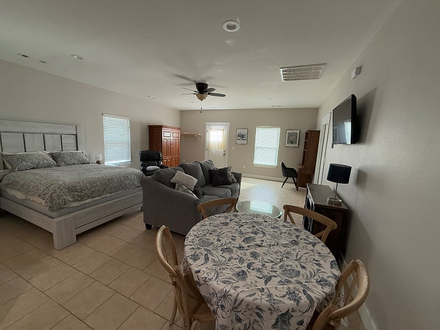 Furnished Finder property 805200_1 photo 7