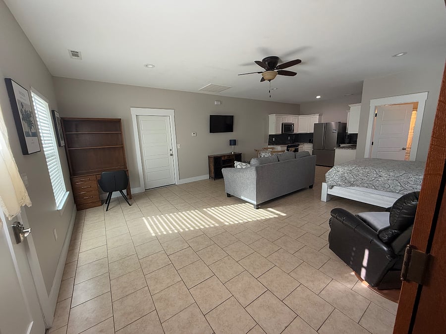 Furnished Finder property 805200_1 photo 8