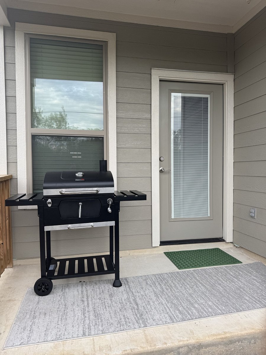 Furnished Finder property 805263_1 photo 25