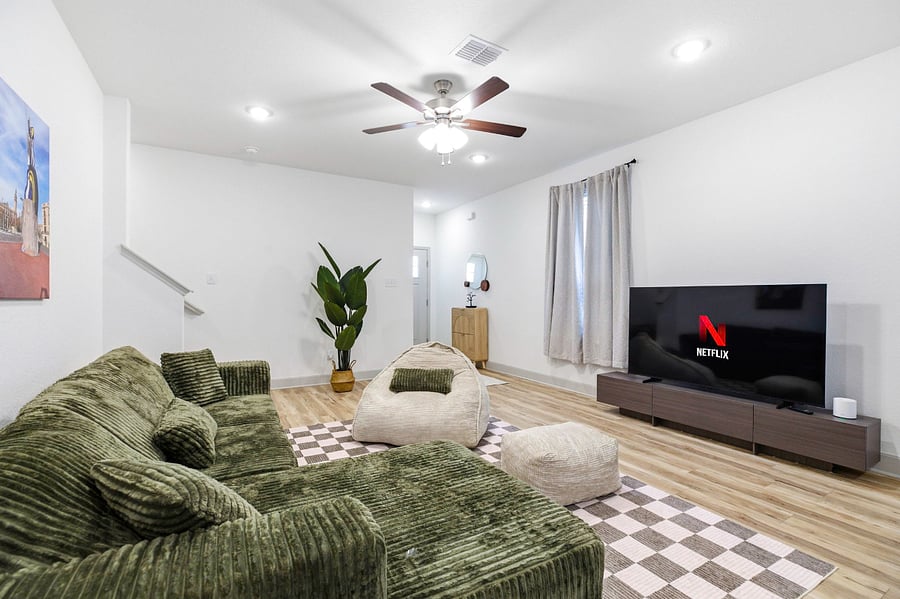 Furnished Finder property 805263_2 photo 7