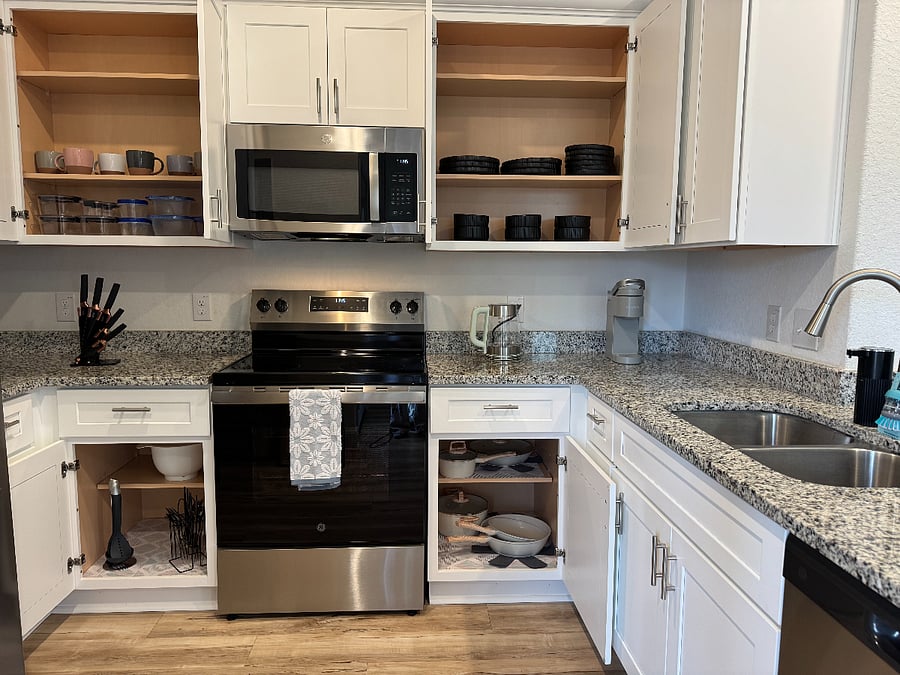 Furnished Finder property 805263_2 photo 26