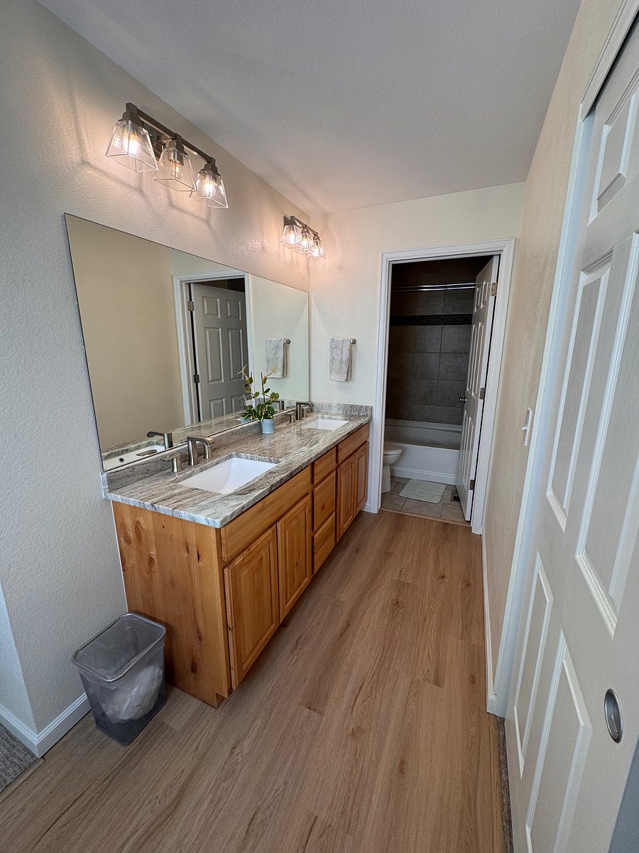 Furnished Finder property 805330_1 photo 28