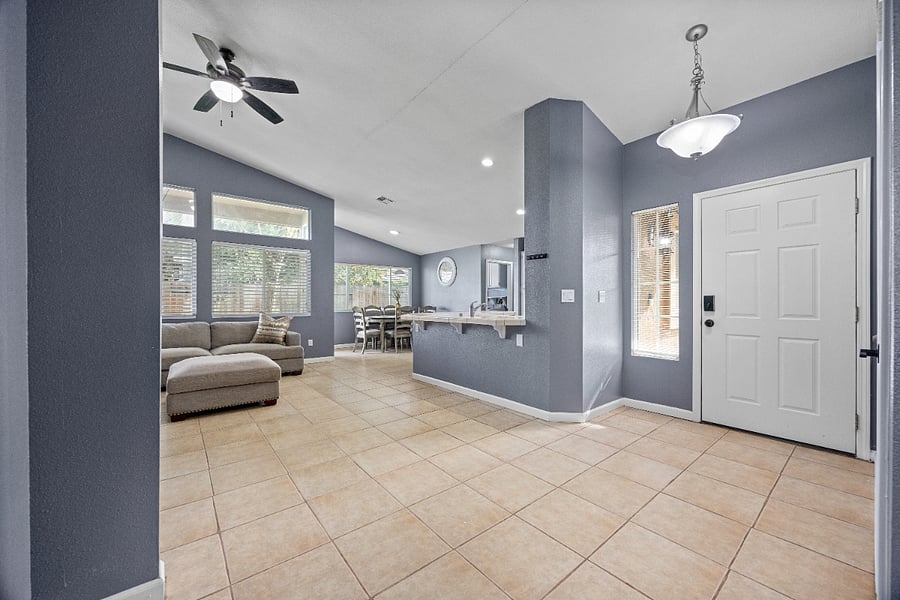 Furnished Finder property 805335_1 photo 6