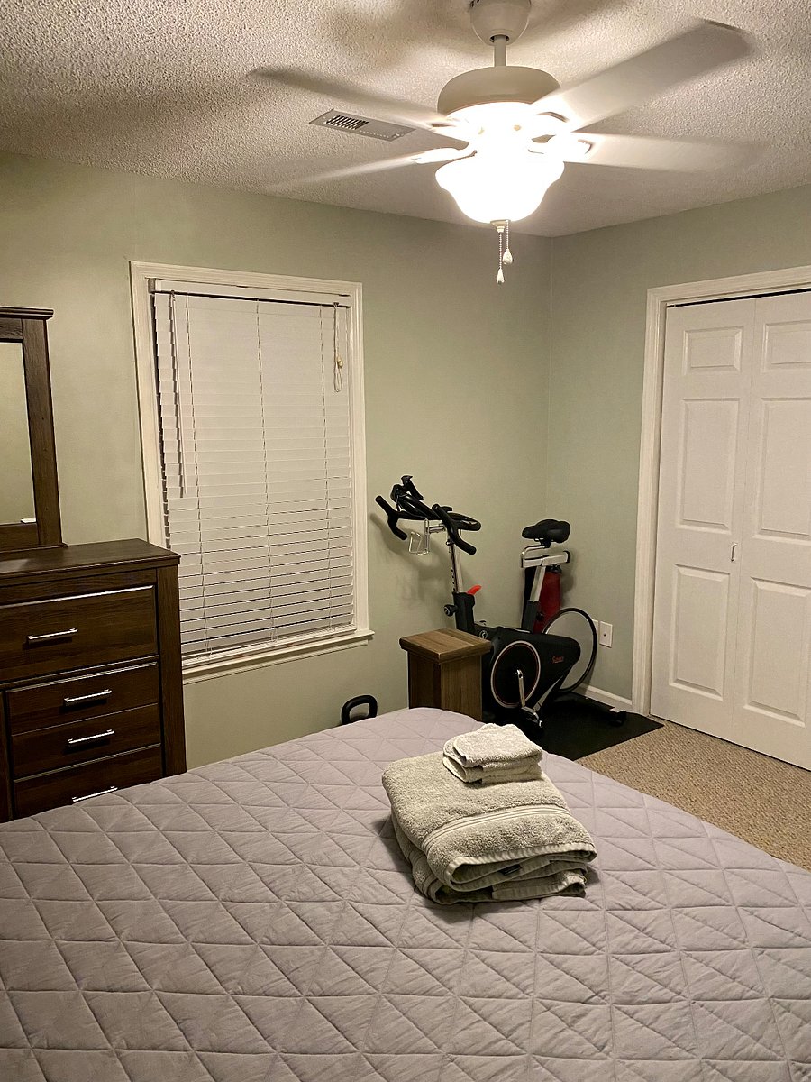 Guest Room 2