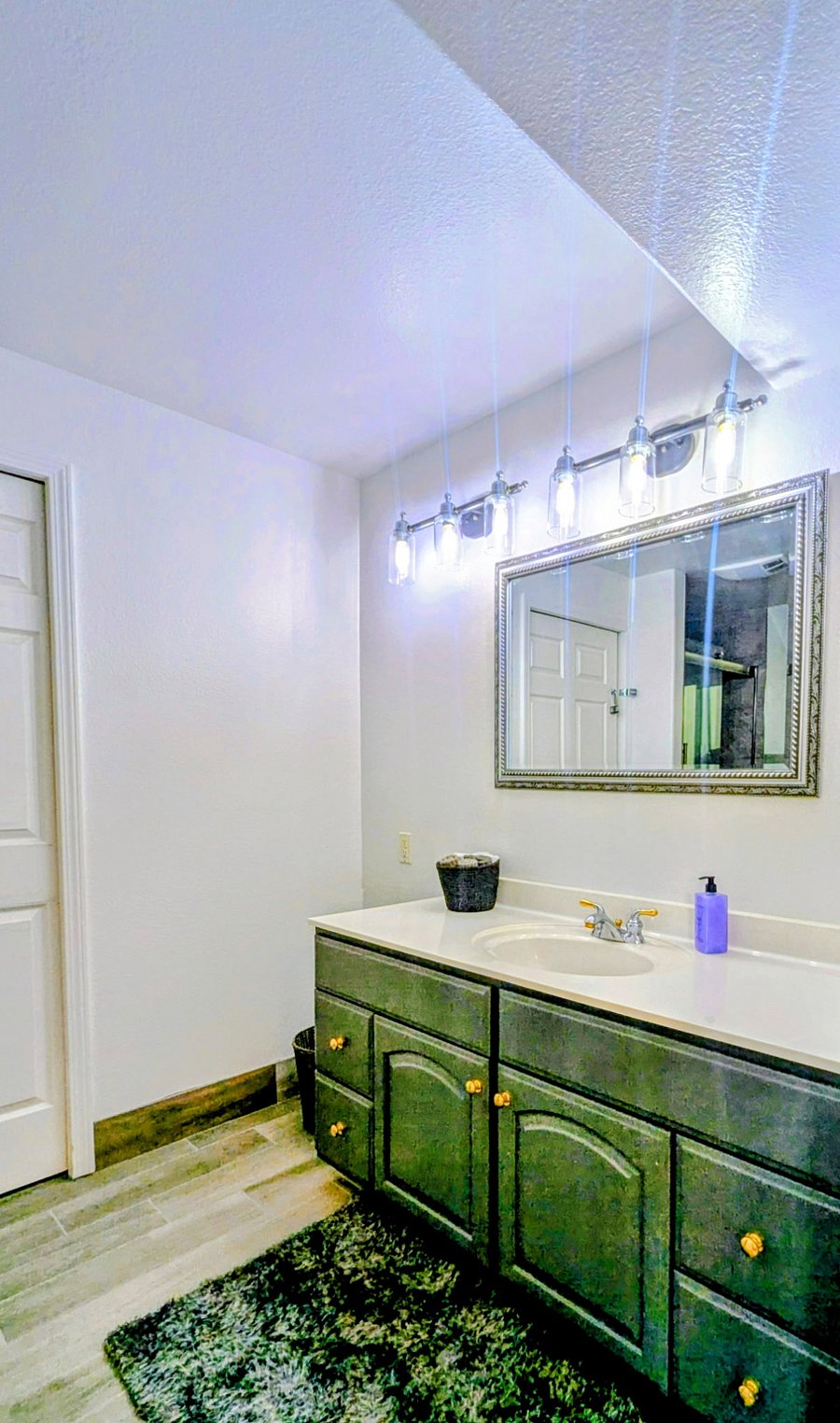 Furnished Finder property 805402_1 photo 8