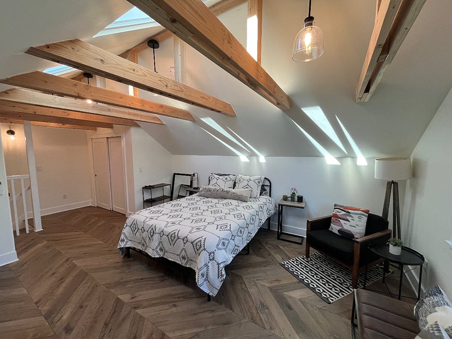 2nd Floor Bedroom, Office Space