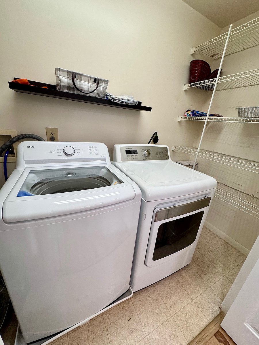 Furnished Finder property 805471_1 photo 25