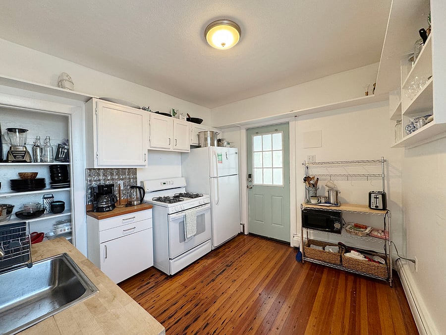 Furnished Finder property 805551_1 photo 16