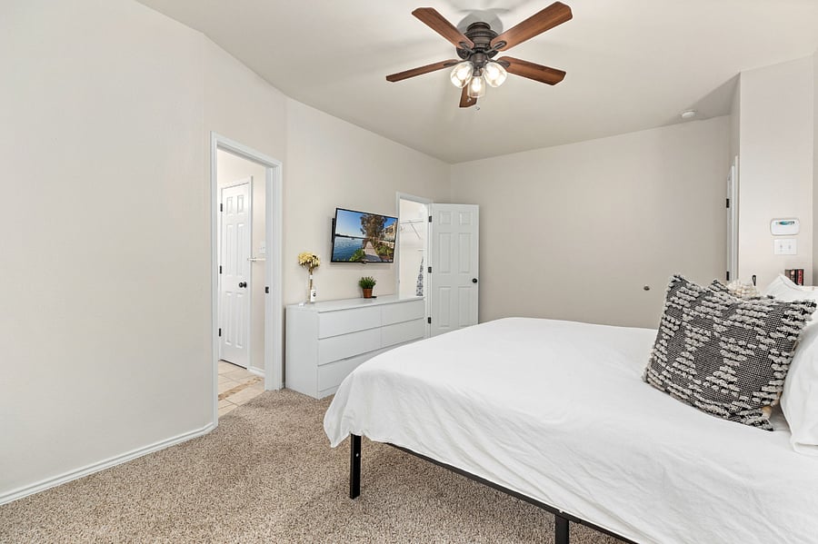 Furnished Finder property 805557_1 photo 12