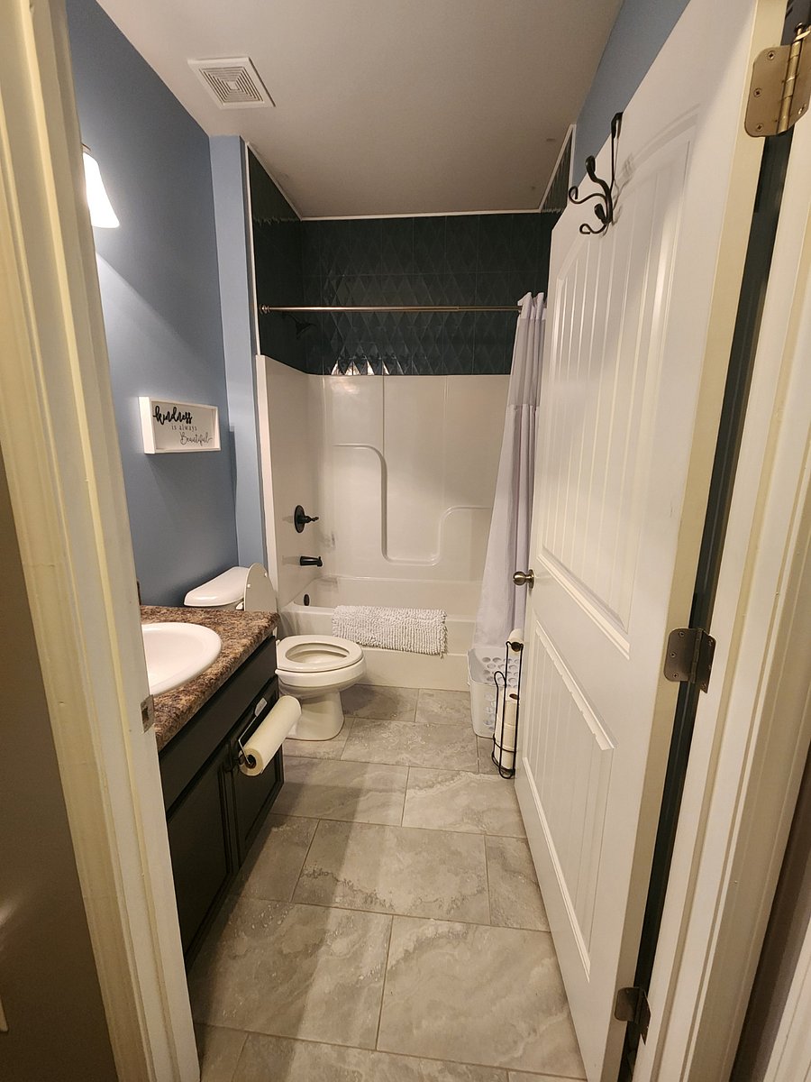 Furnished Finder property 805584_1 photo 16