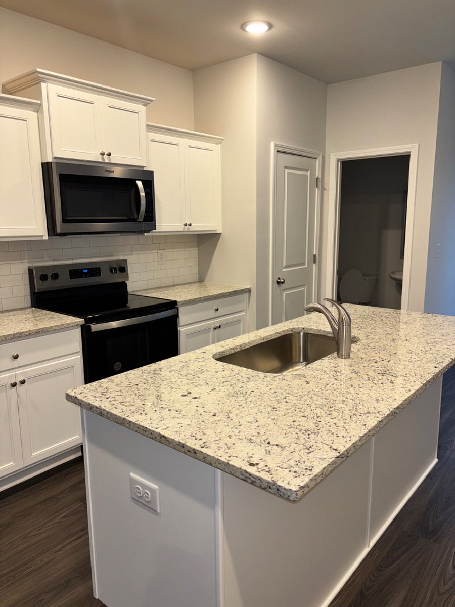 Furnished Finder property 805587_1 photo 7