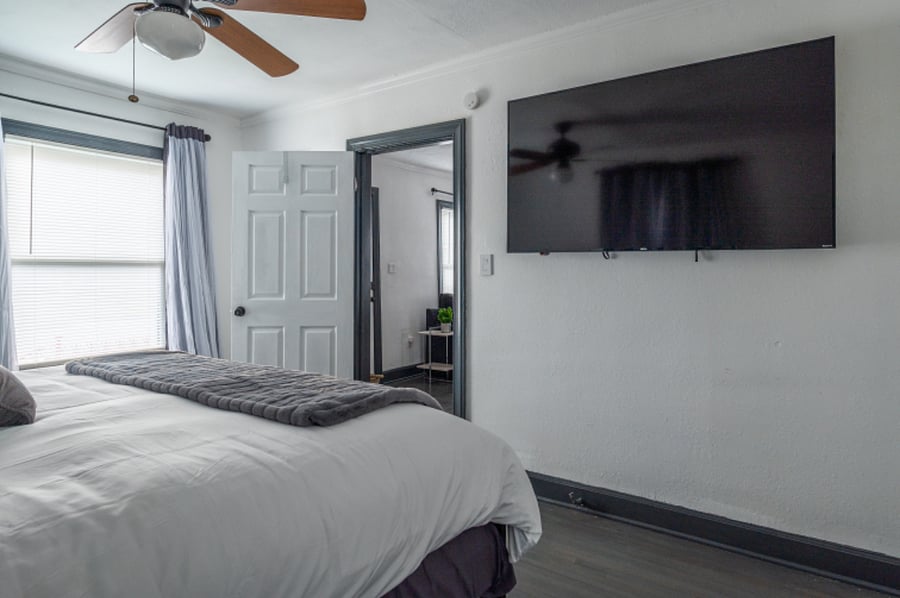 Furnished Finder property 805604_1 photo 18