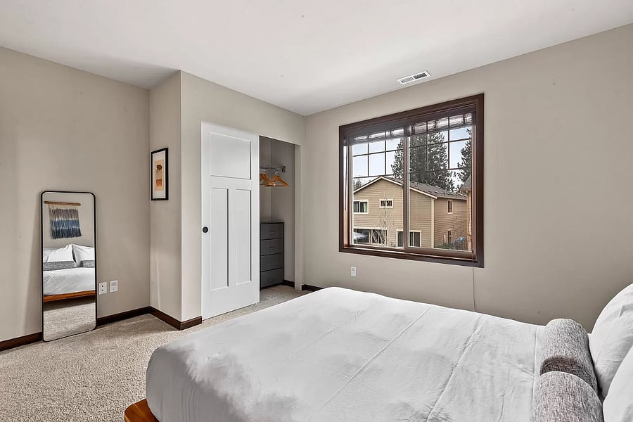 Furnished Finder property 805683_1 photo 25