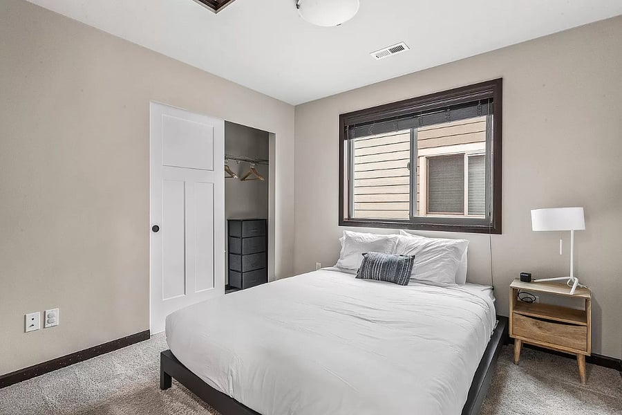 Furnished Finder property 805683_1 photo 28