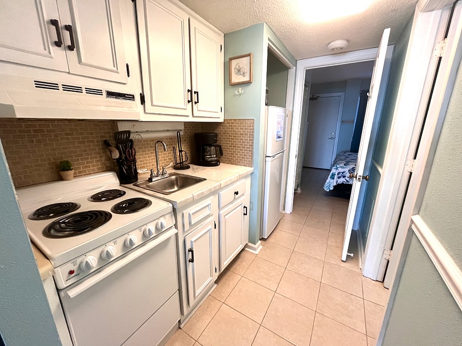 Equipped Kitchen