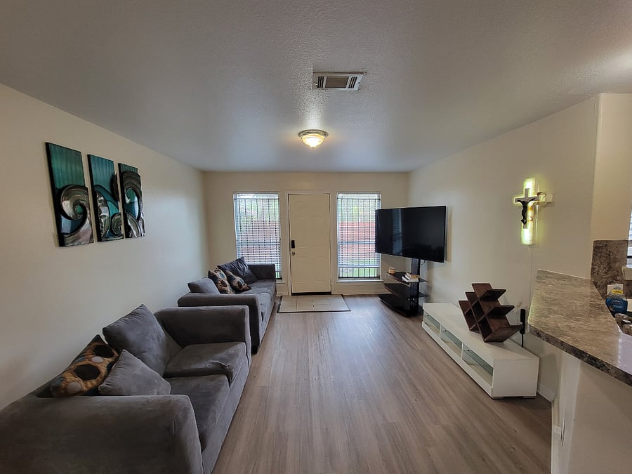 Furnished Finder property 805742_1 photo 20