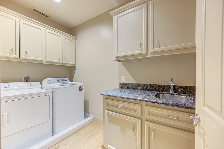 Furnished Finder property 805743_3 photo 24