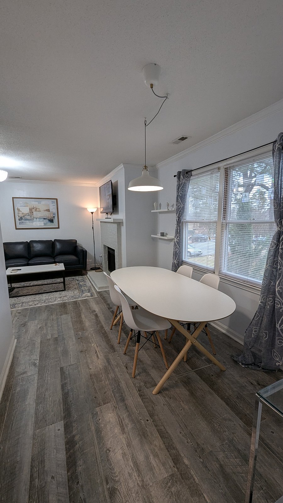 Dining room - looking back toward den