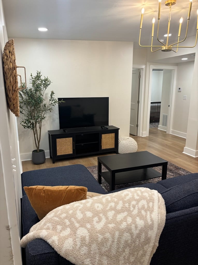 Furnished Finder property 805821_5 photo 10