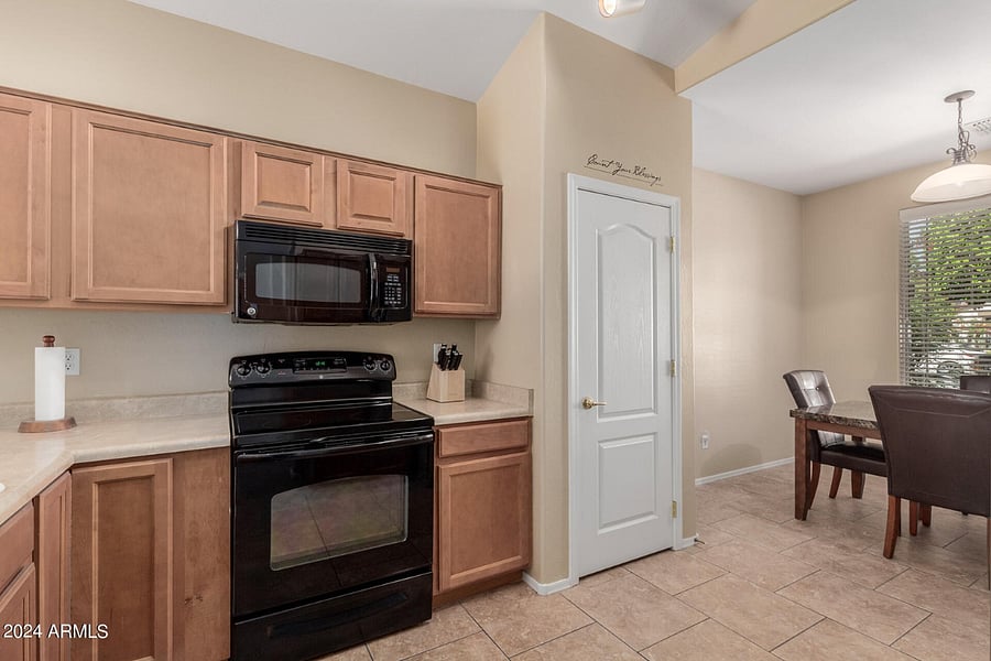 Furnished Finder property 805856_1 photo 9