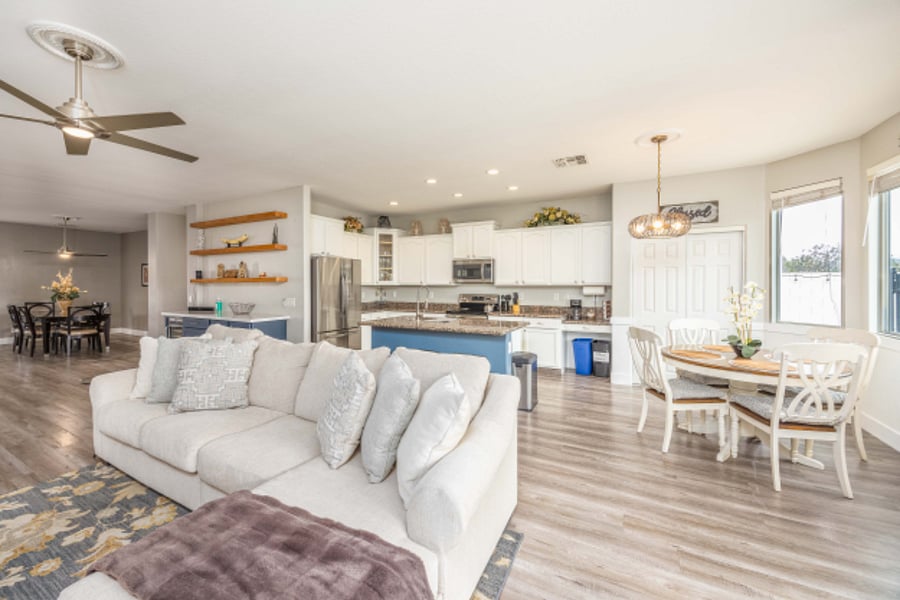 Furnished Finder property 805883_1 photo 3