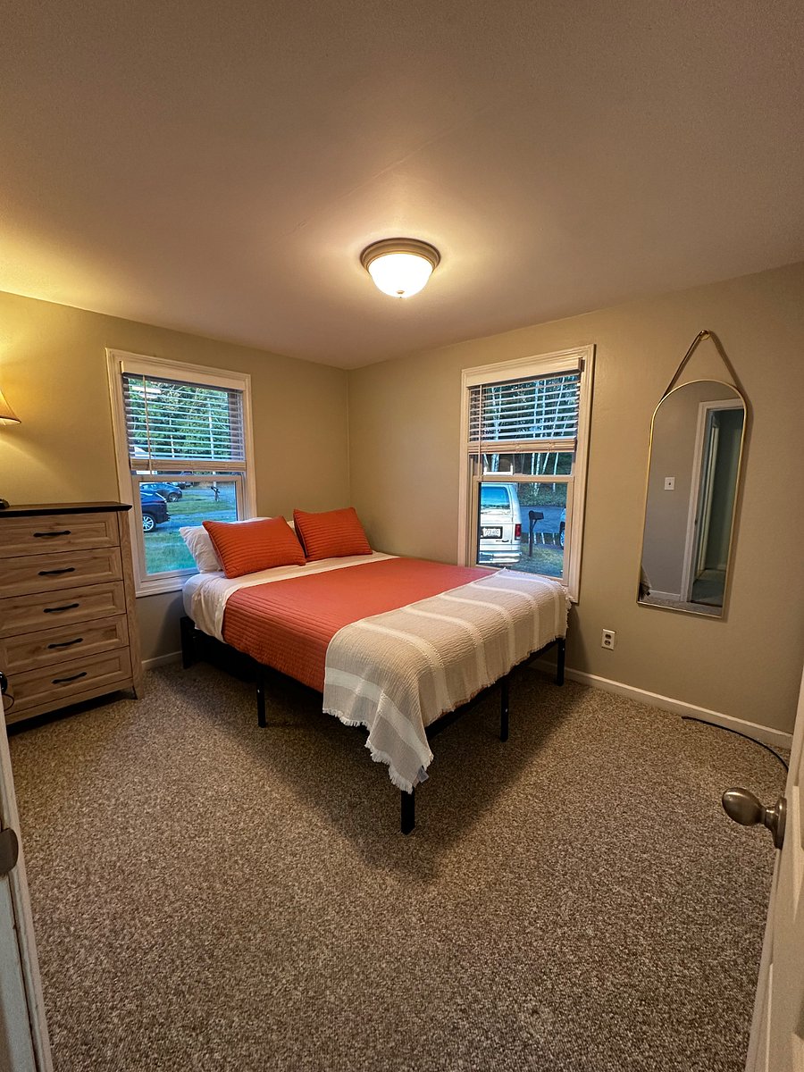Furnished Finder property 805885_1 photo 12