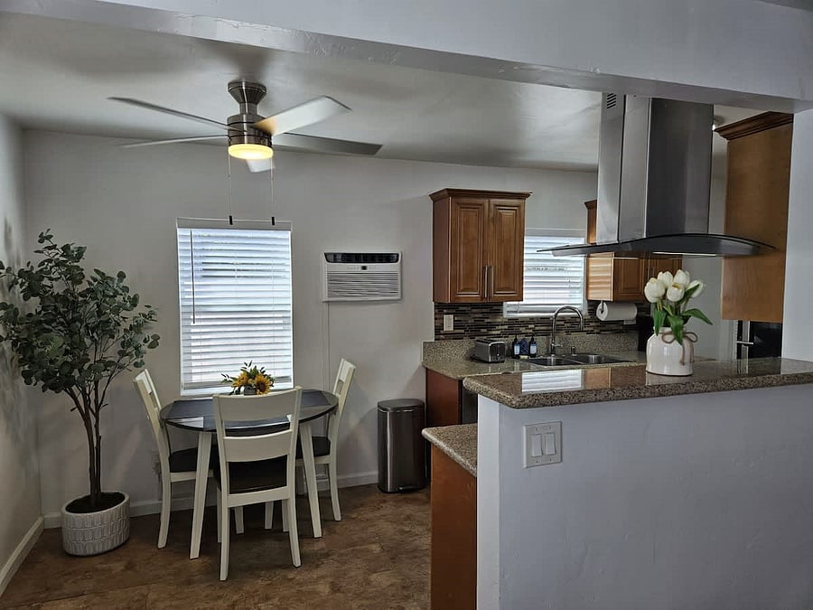 Furnished Finder property 805897_1 photo 3