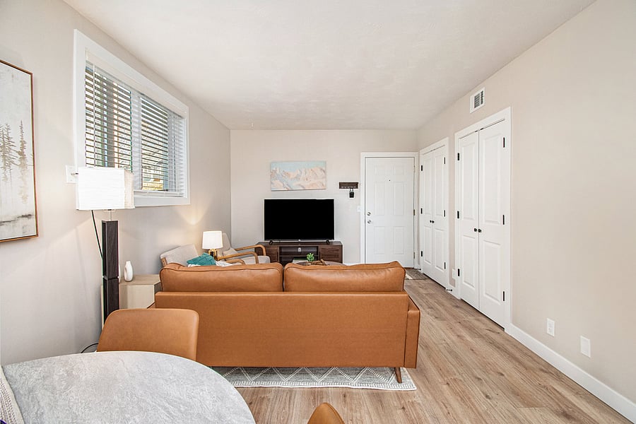 Furnished Finder property 805901_1 photo 18