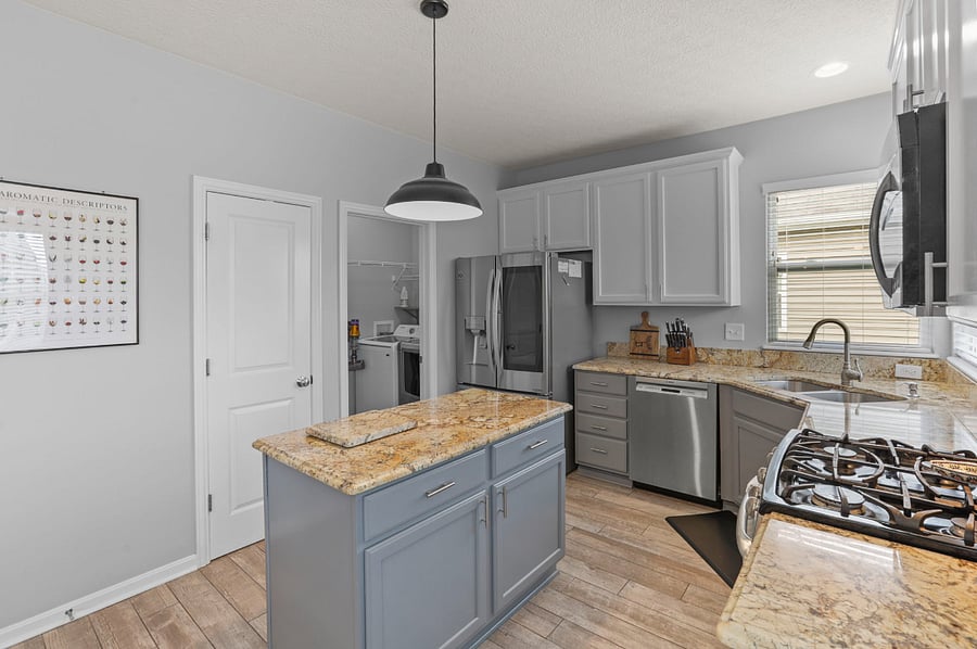 Furnished Finder property 805903_1 photo 4