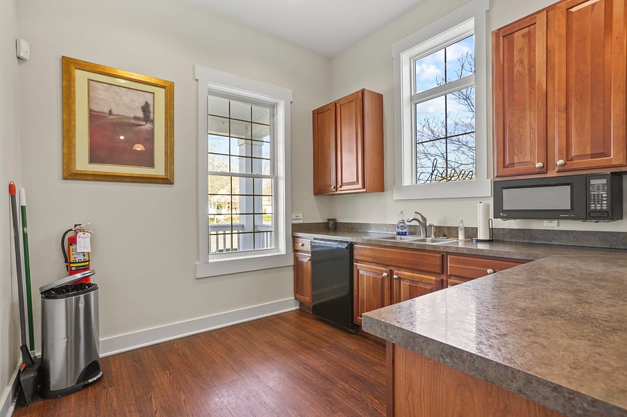 Furnished Finder property 805903_1 photo 27