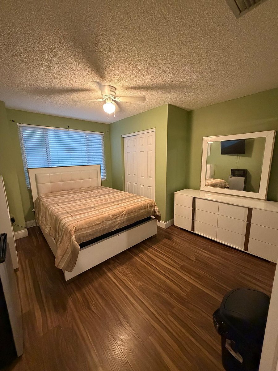 Furnished Finder property 805960_1 photo 16