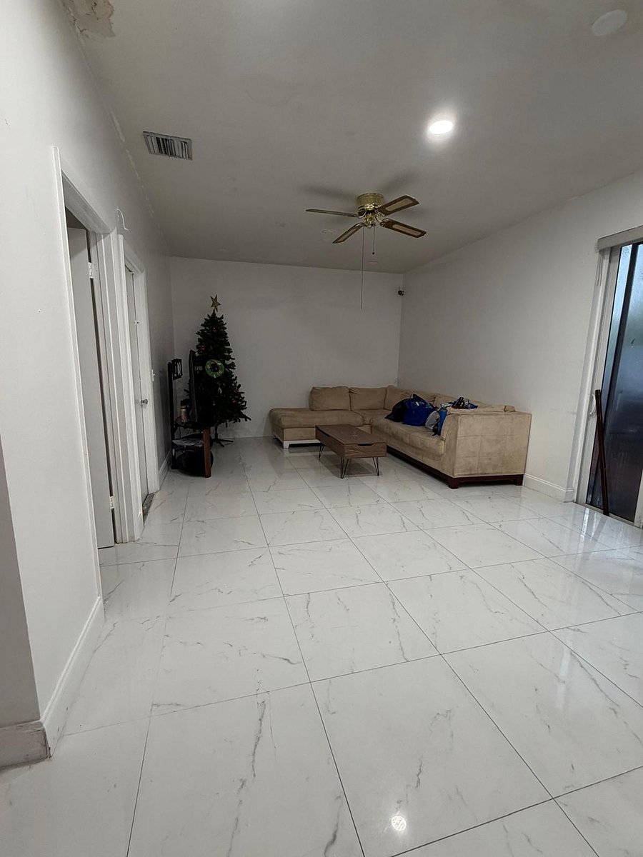 Furnished Finder property 805960_1 photo 17