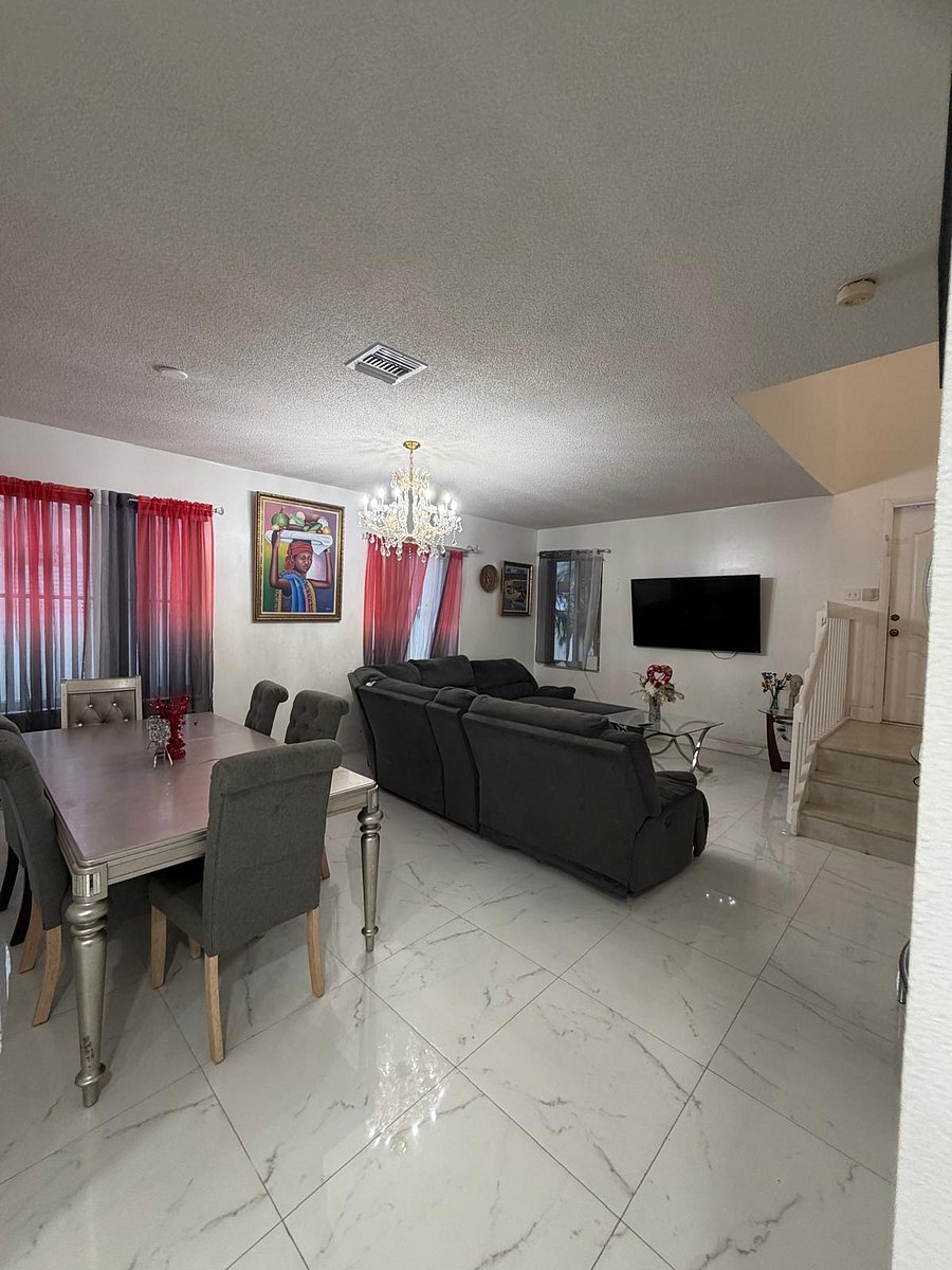 Furnished Finder property 805960_1 photo 10