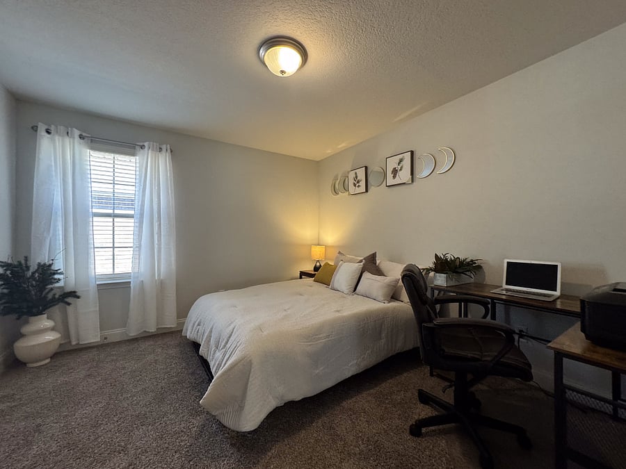 Furnished Finder property 805994_1 photo 8