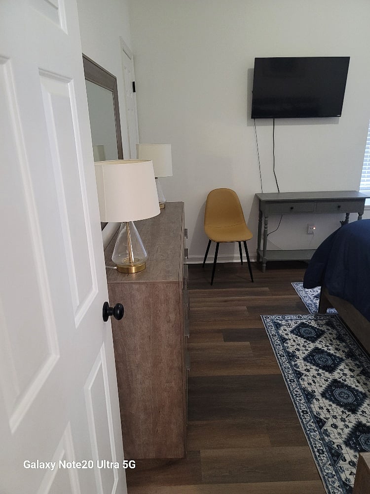 Furnished Finder property 806002_1 photo 6