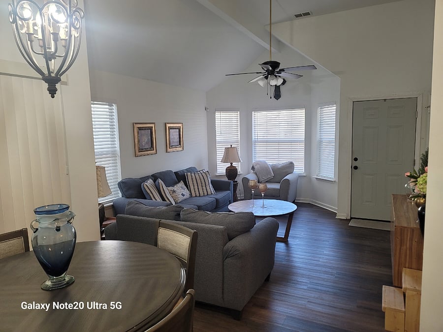 Furnished Finder property 806002_1 photo 3