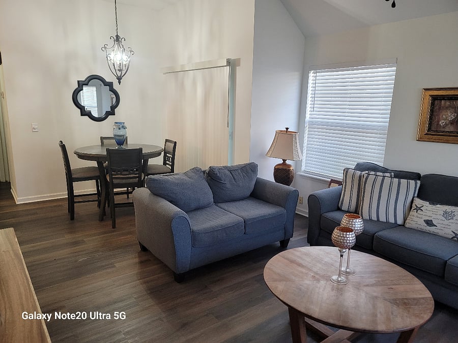 Furnished Finder property 806002_1 photo 4