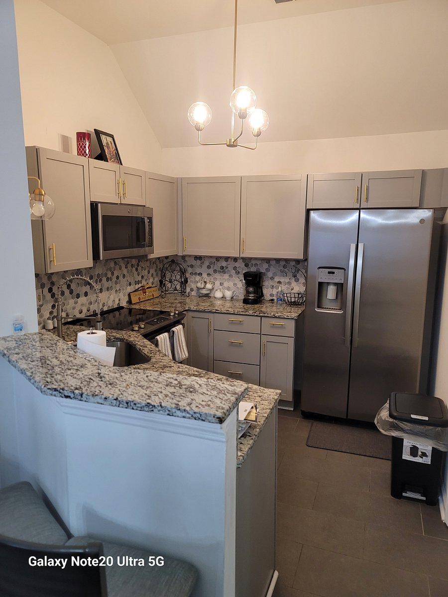 Furnished Finder property 806002_1 photo 5