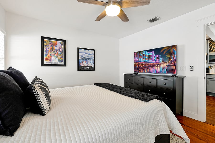 Furnished Finder property 806011_1 photo 11