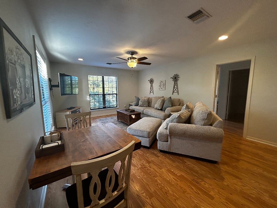 Furnished Finder property 806031_1 photo 4