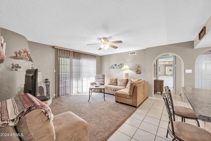 Furnished Finder property 806065_1 photo 3